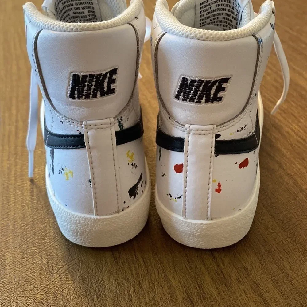 Nike size 3.5Y
